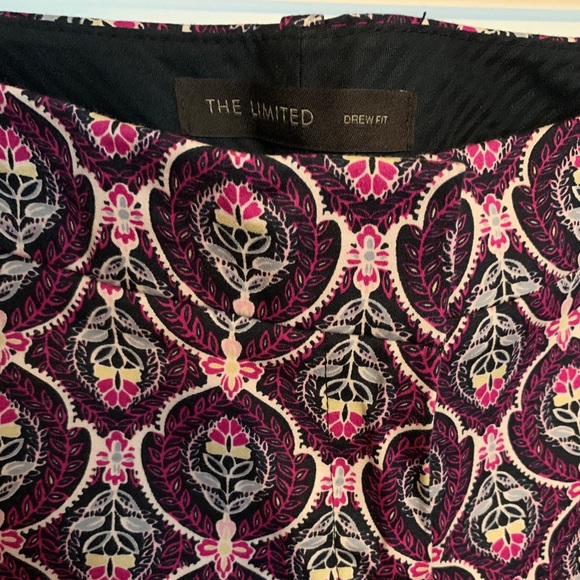 Patterned matching statement suit set - Picture 4 of 6